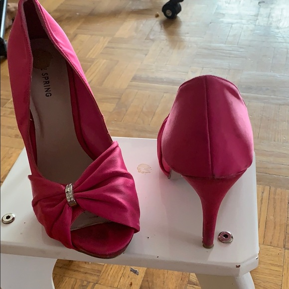 Pink heels - Picture 2 of 2